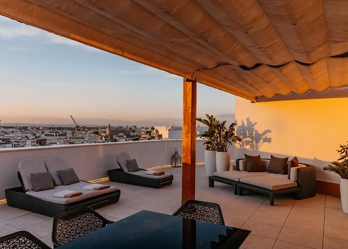 Hotel Colón Gran Meliá - The Leading Hotels of the World